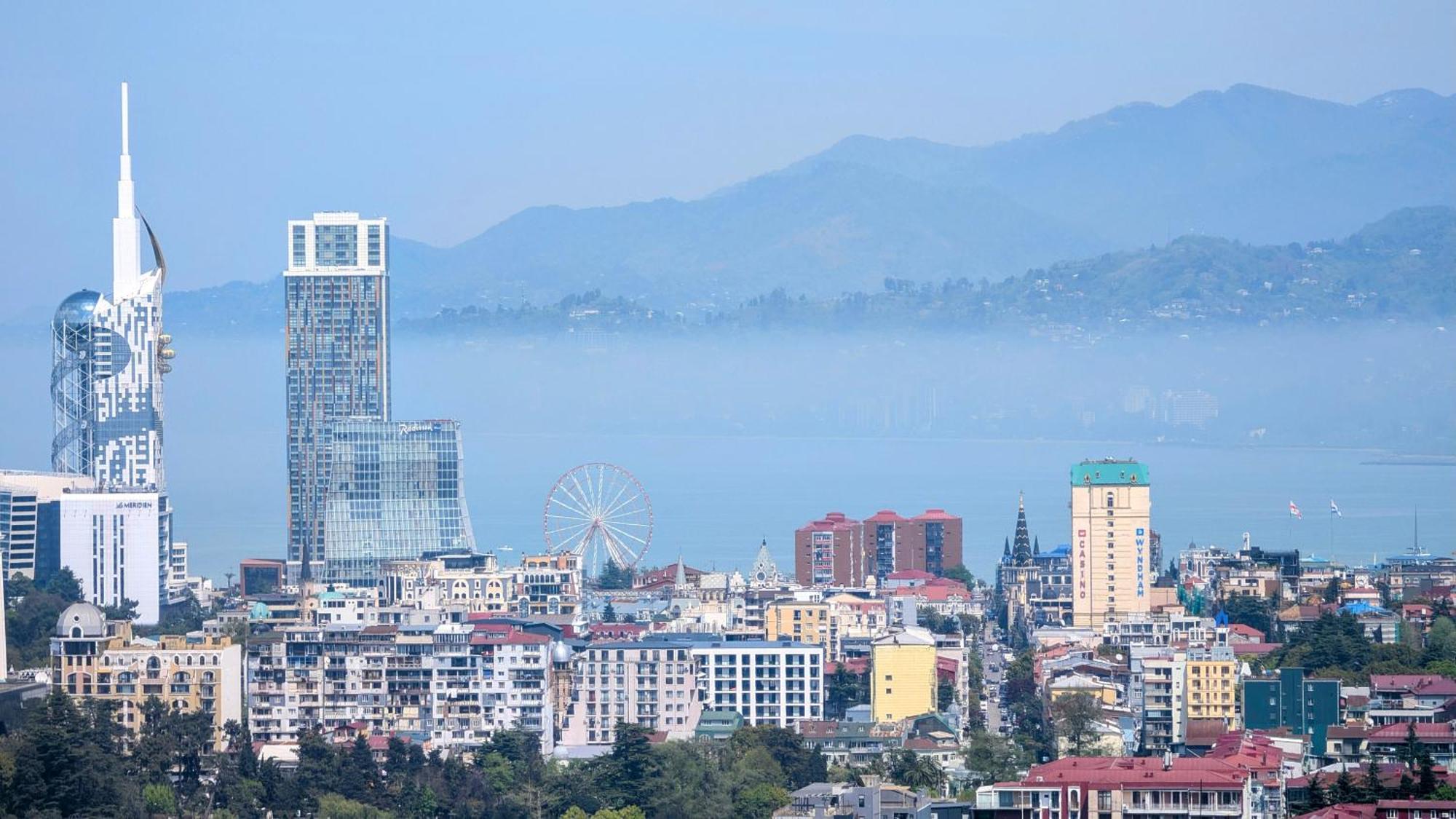 Alliance Palace By Black Sea Realty * Batumi